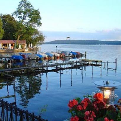 Take a break during your stag party and chill out on rent motorboat