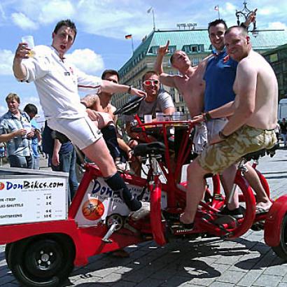 Have fun with mates during your Berlin tour